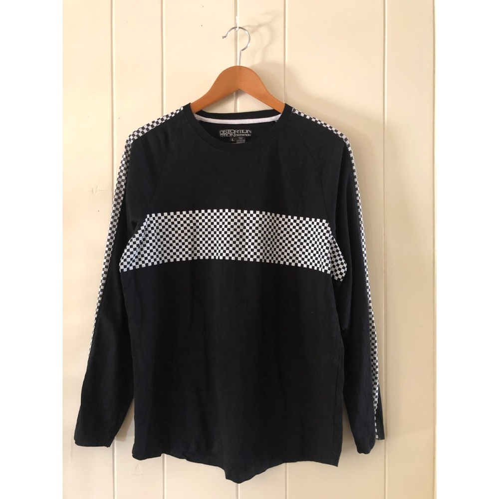 Distortion Long Sleeve Finish Line Shirt 🏁